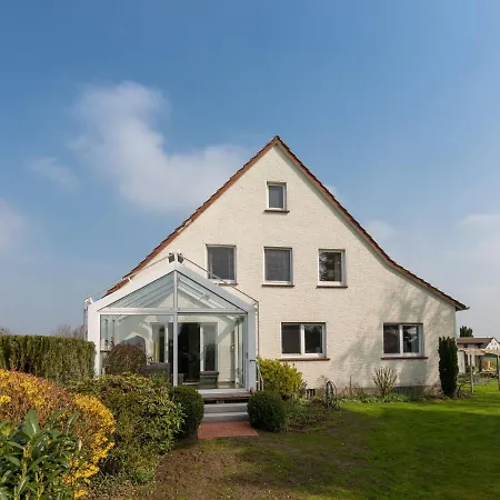 Spacious Near The Teutoburg Forest Daire