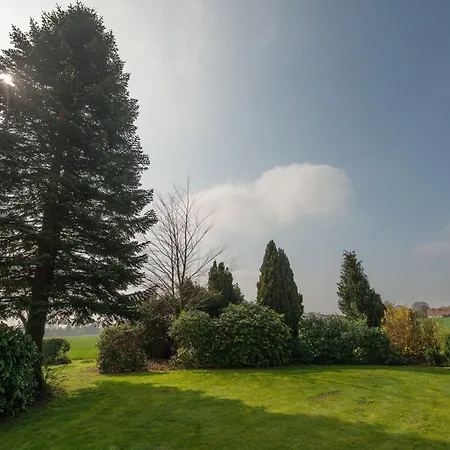 Spacious Near The Teutoburg Forest